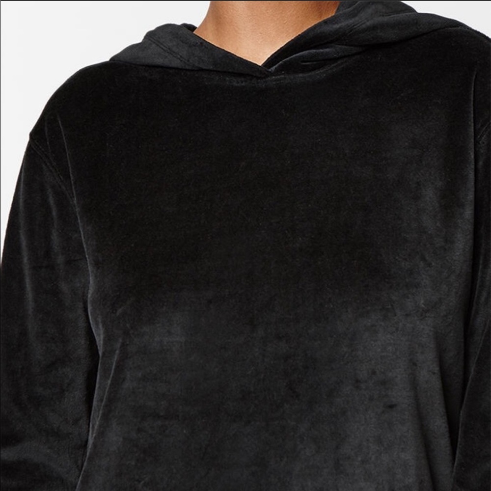 NWT Velvet hoodie - La Hearts